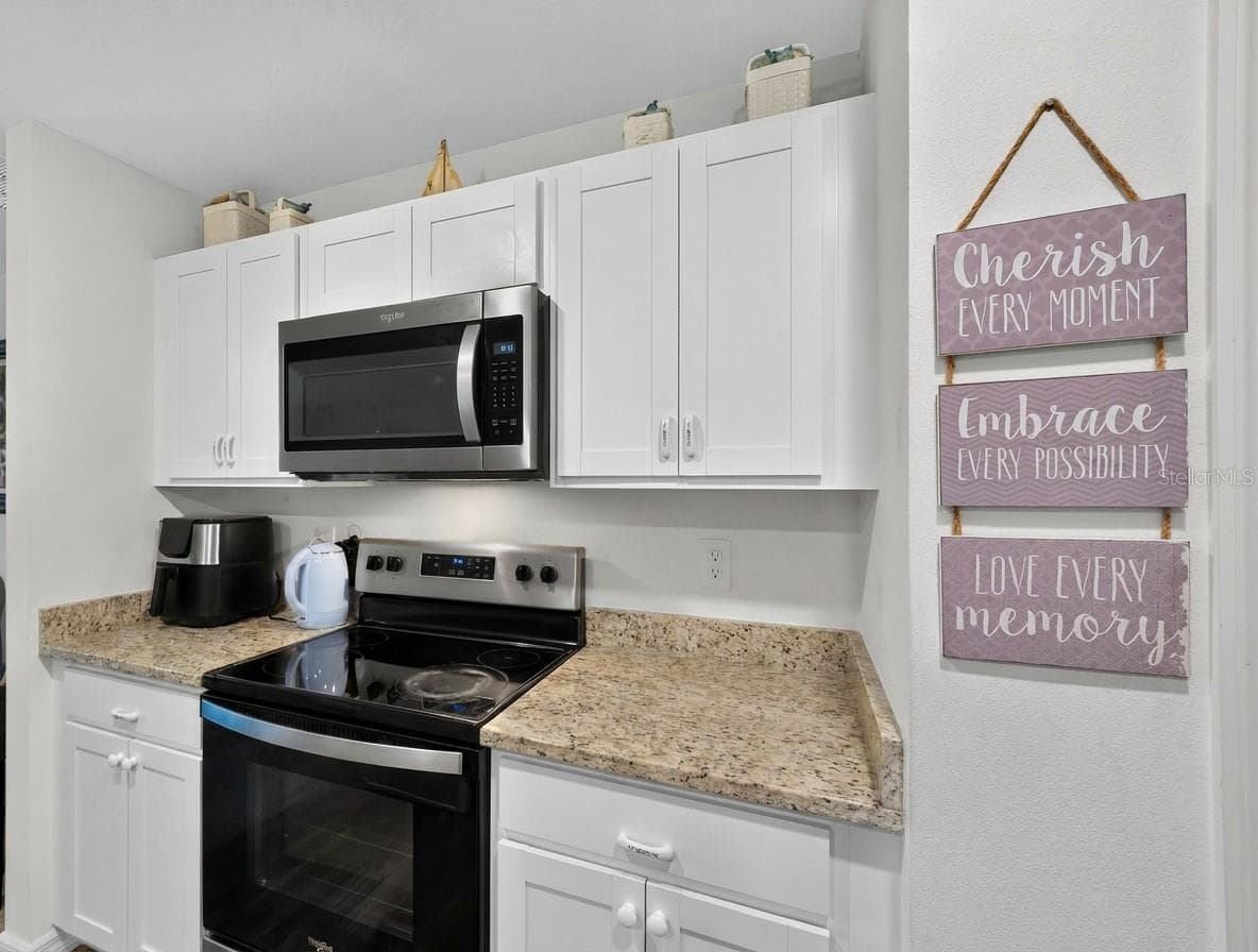 2274 POWELL COURT — photo 14 of 31