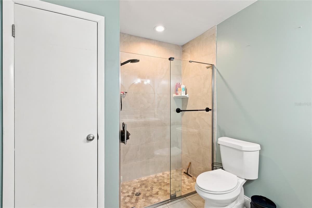 224 MCGOWAN AVENUE — photo 20 of 42