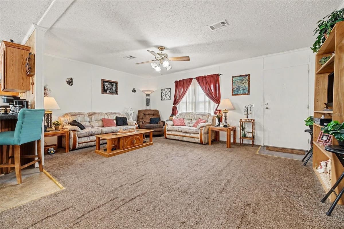 2205 HIBISCUS AVENUE — photo 4 of 20