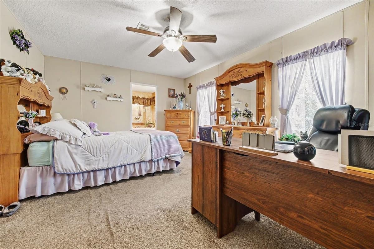 2205 HIBISCUS AVENUE — photo 11 of 20