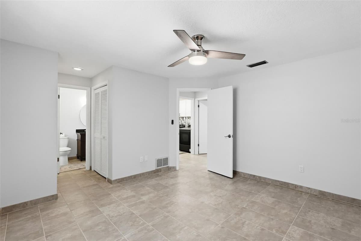 707 KNOLLWOOD DRIVE — photo 20 of 49