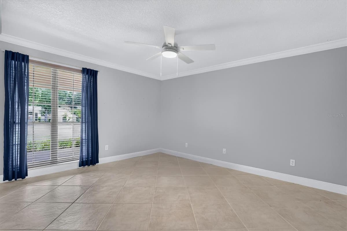 306 OAK ESTATES DRIVE — photo 31 of 70