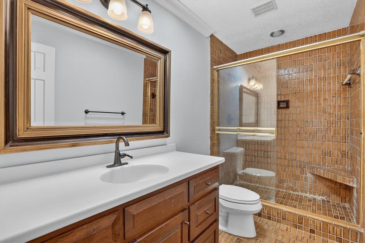 306 OAK ESTATES DRIVE — photo 32 of 70