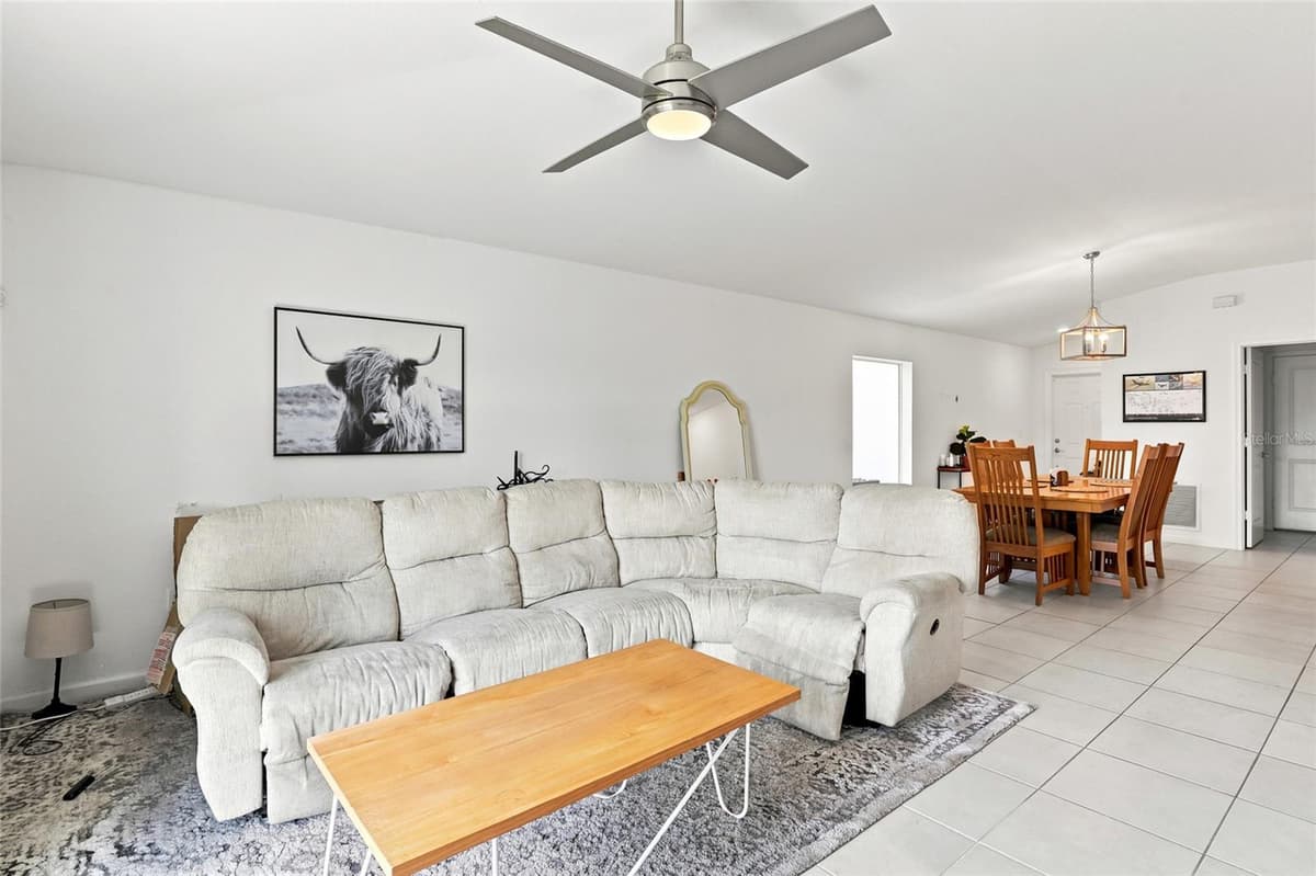 749 WORLINGTON LANE — photo 9 of 44