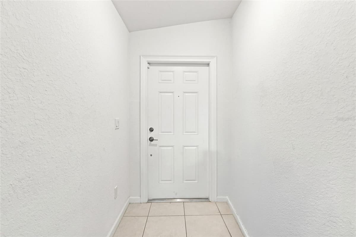 749 WORLINGTON LANE — photo 8 of 44