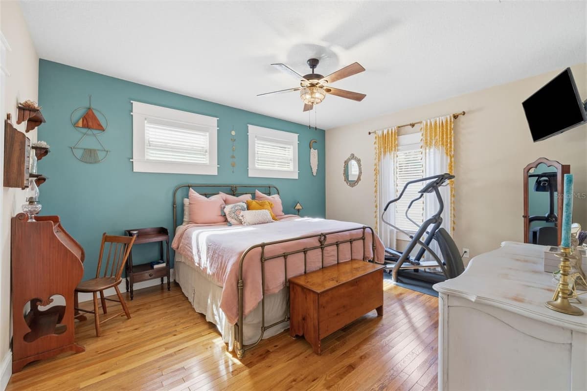 314 COMANCHE AVENUE — photo 18 of 33
