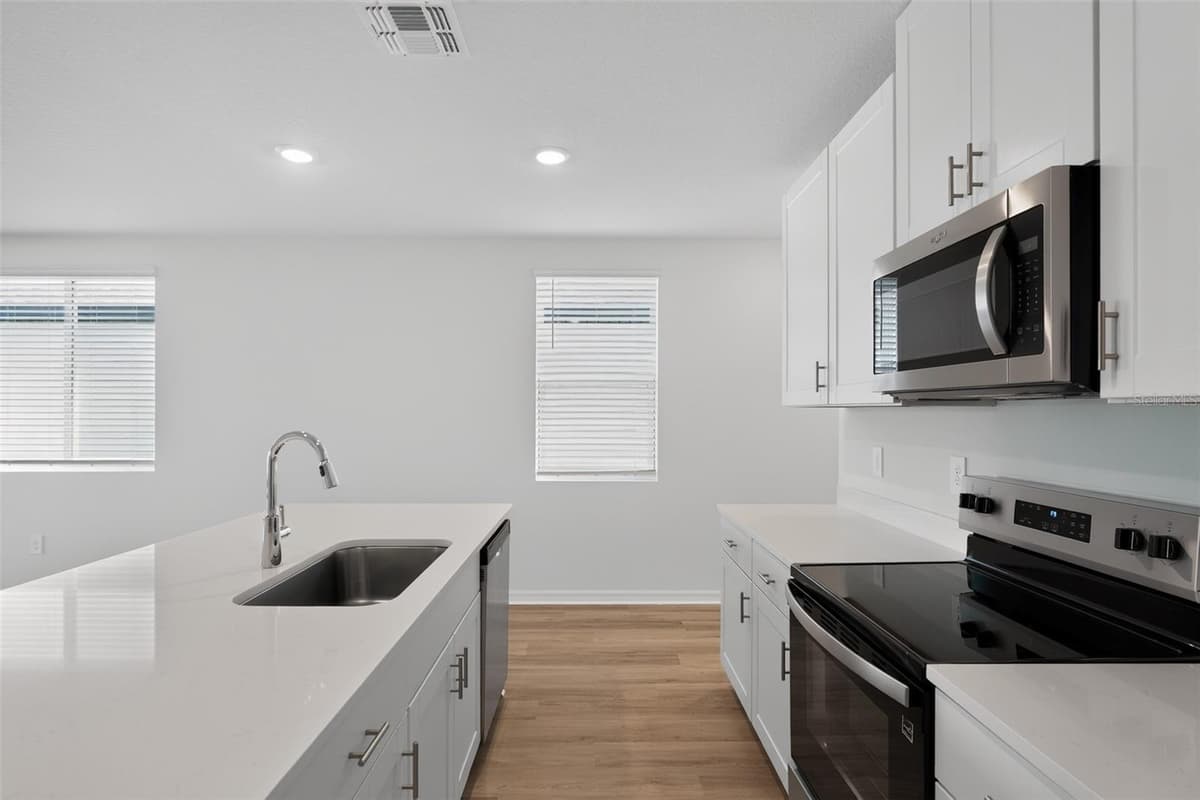 320 LAZY SHORE DRIVE — photo 15 of 40