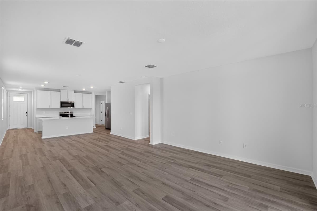 320 LAZY SHORE DRIVE — photo 10 of 40