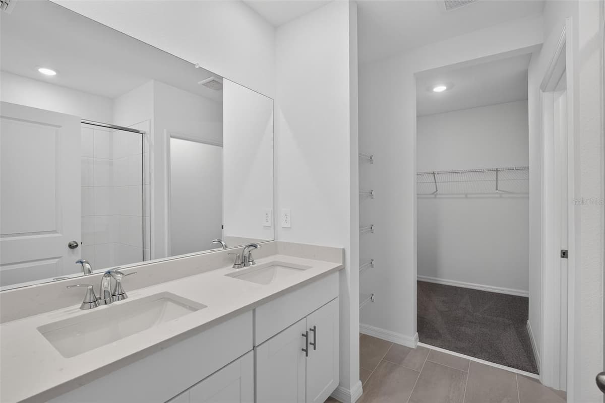 320 LAZY SHORE DRIVE — photo 31 of 40
