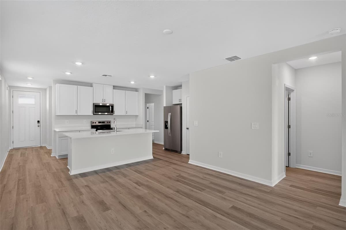 320 LAZY SHORE DRIVE — photo 11 of 40