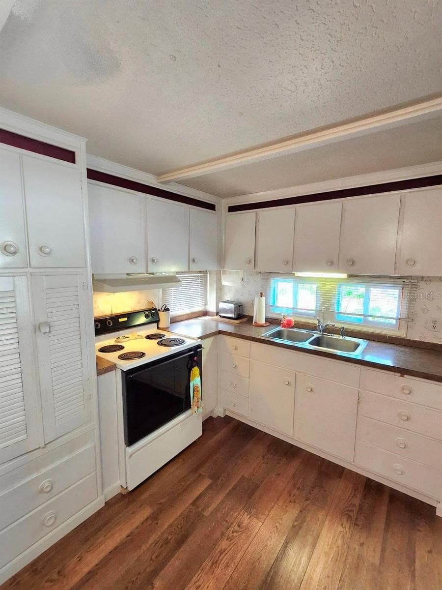 1715 ILLINOIS AVENUE — photo 23 of 68