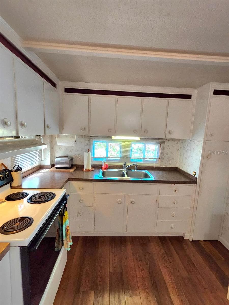 1715 ILLINOIS AVENUE — photo 22 of 68