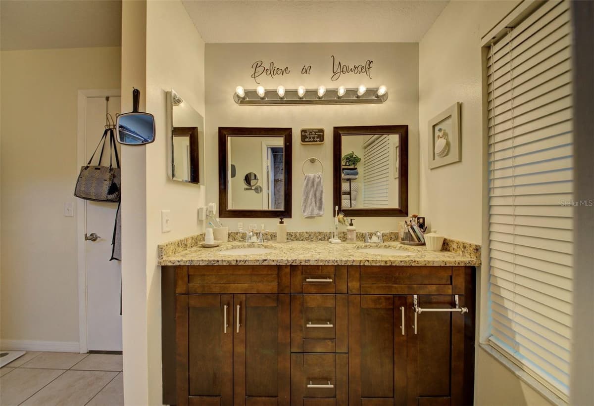 4441 CHAMBER COURT — photo 29 of 40