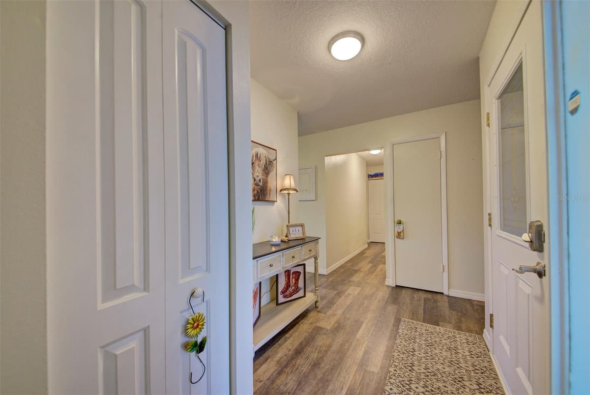 4441 CHAMBER COURT — photo 8 of 40