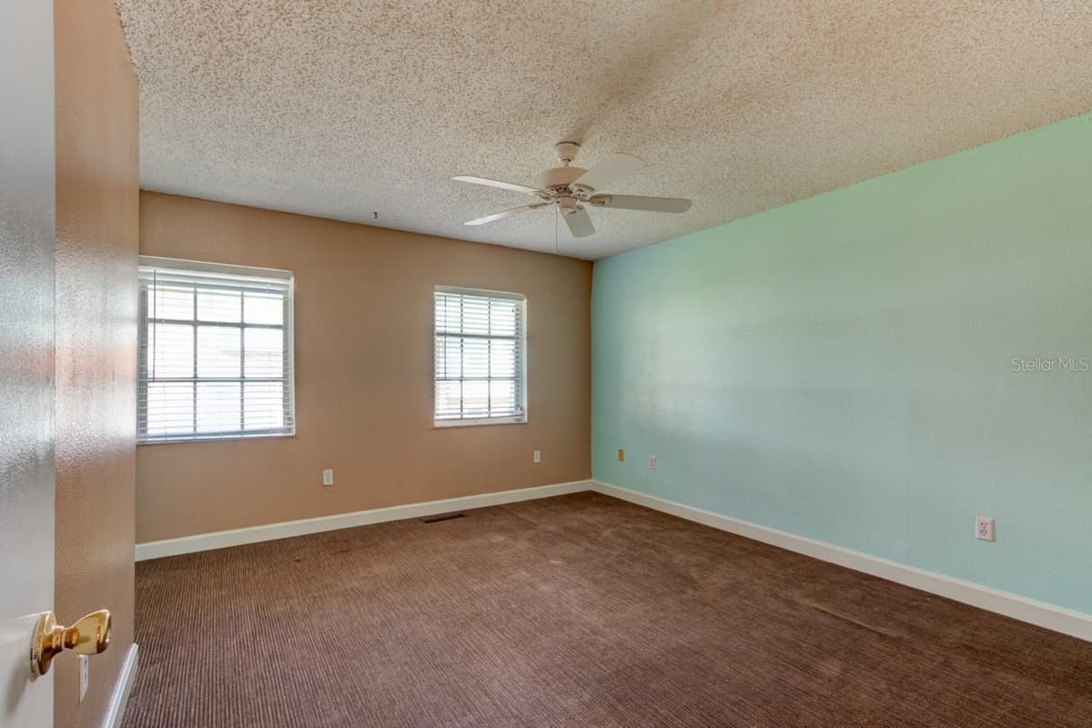 621 INDIANA AVENUE — photo 19 of 23