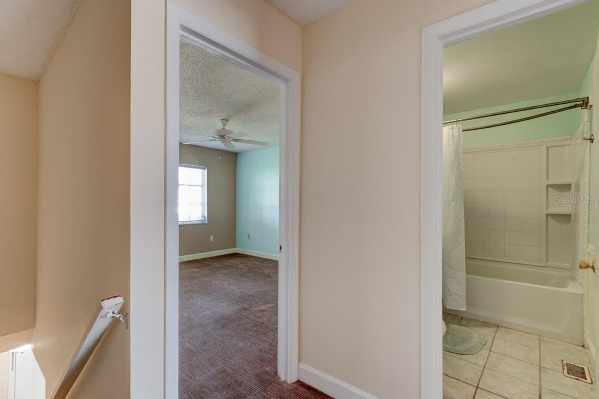 621 INDIANA AVENUE — photo 15 of 23