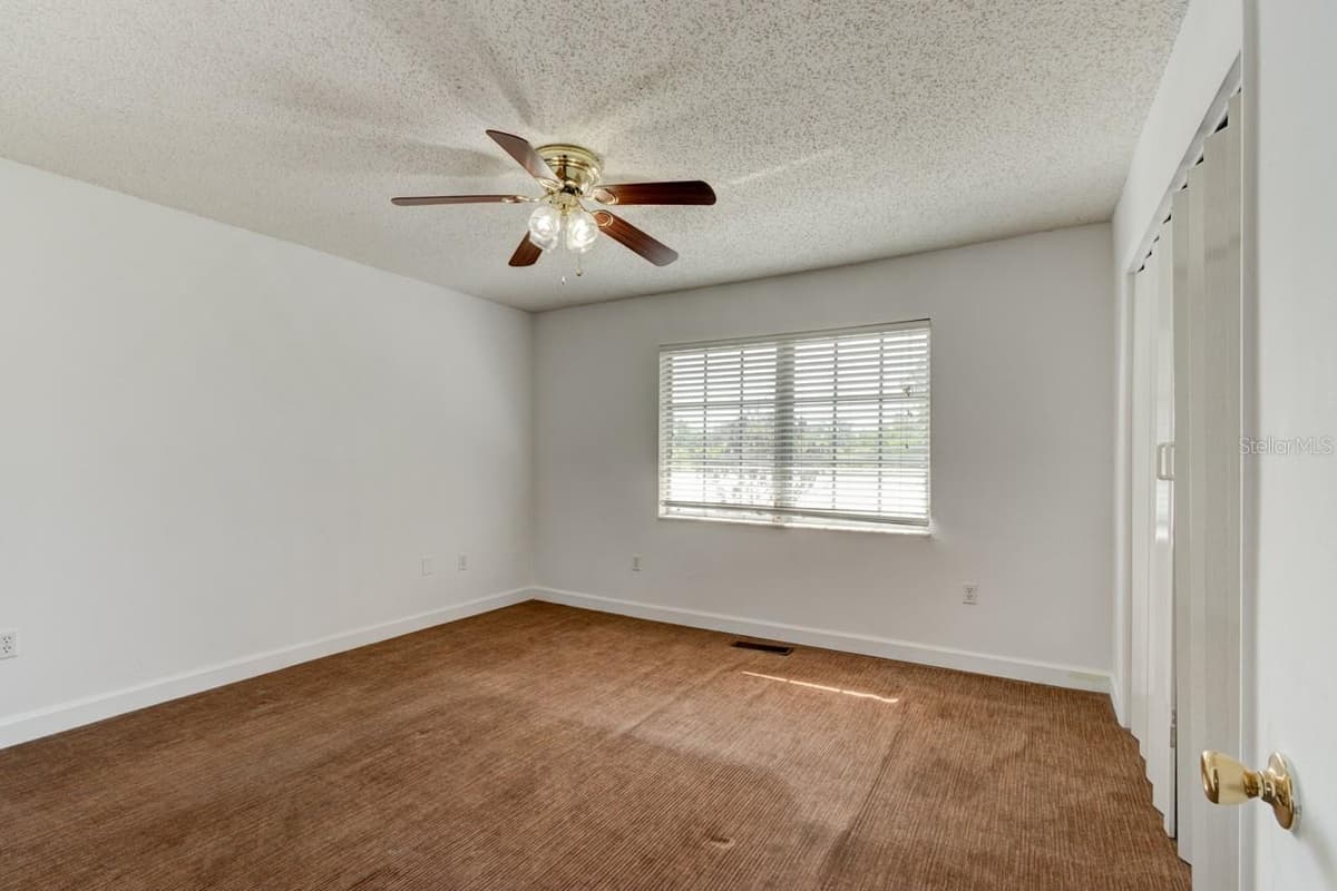 621 INDIANA AVENUE — photo 16 of 23