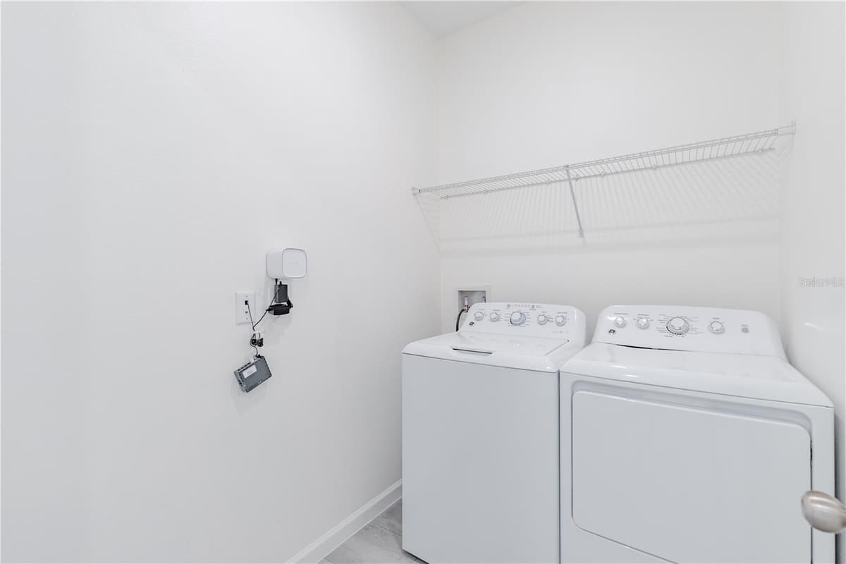 5229 MEADOW SONG DRIVE — photo 37 of 52