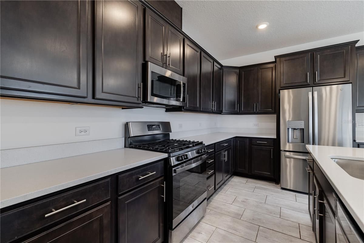 5229 MEADOW SONG DRIVE — photo 19 of 52