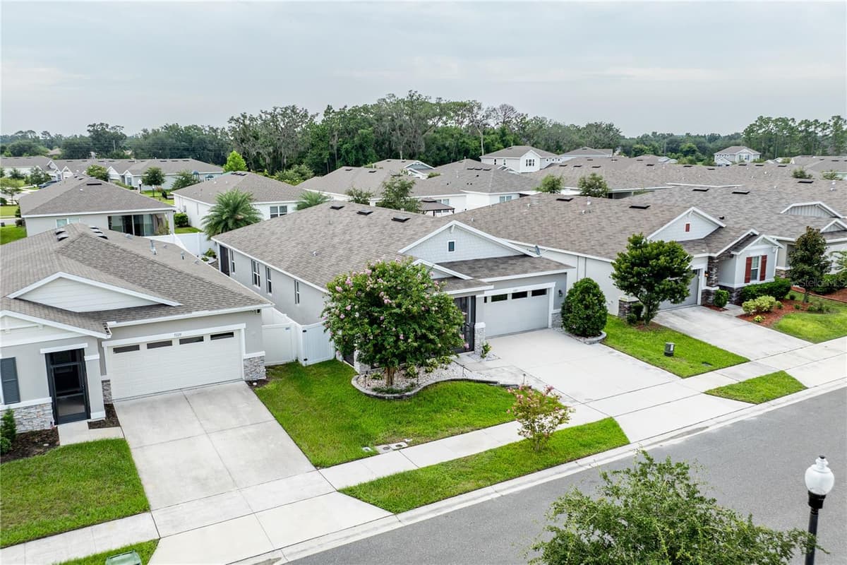 5229 MEADOW SONG DRIVE — photo 3 of 52
