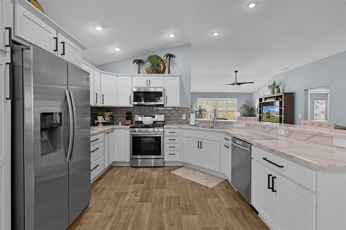 2823 CHRISTOPHER COURT — photo 13 of 58