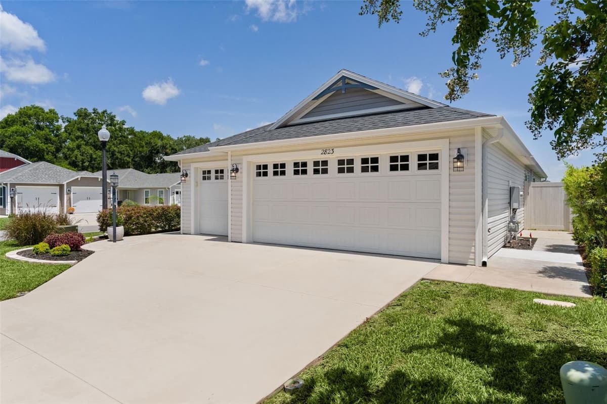 2823 CHRISTOPHER COURT — photo 44 of 58