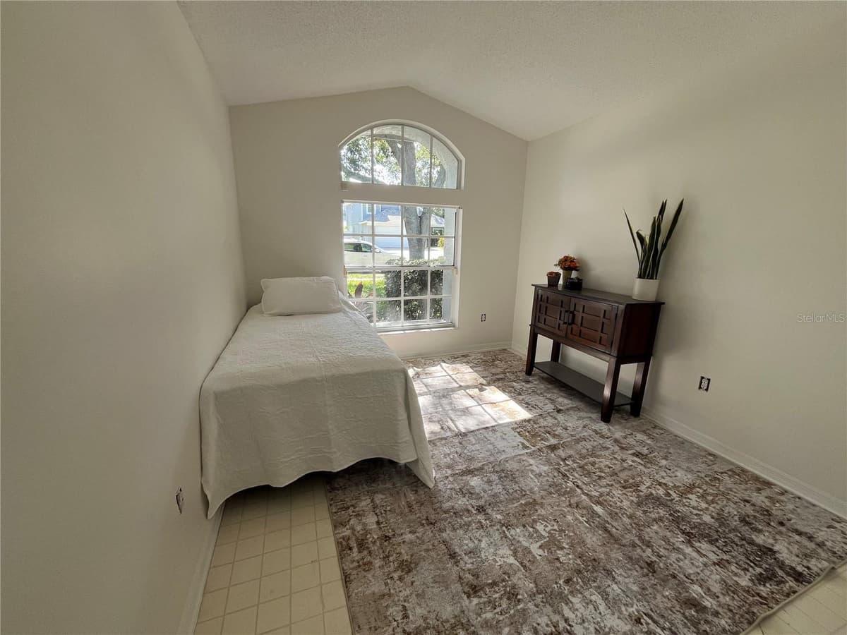 2930 SHANNON CIR — photo 10 of 15
