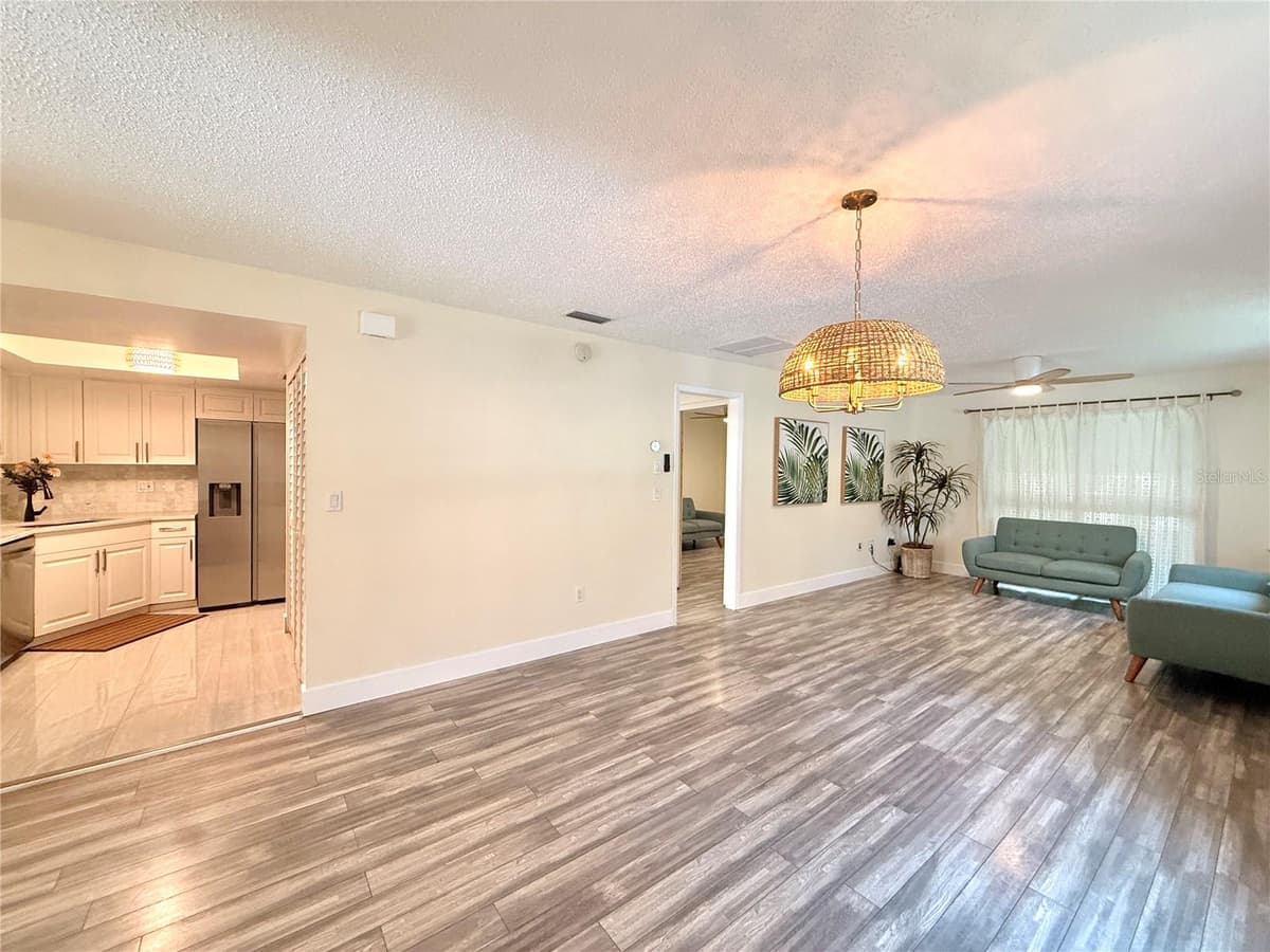 2363 FLANDERS WAY — photo 10 of 32