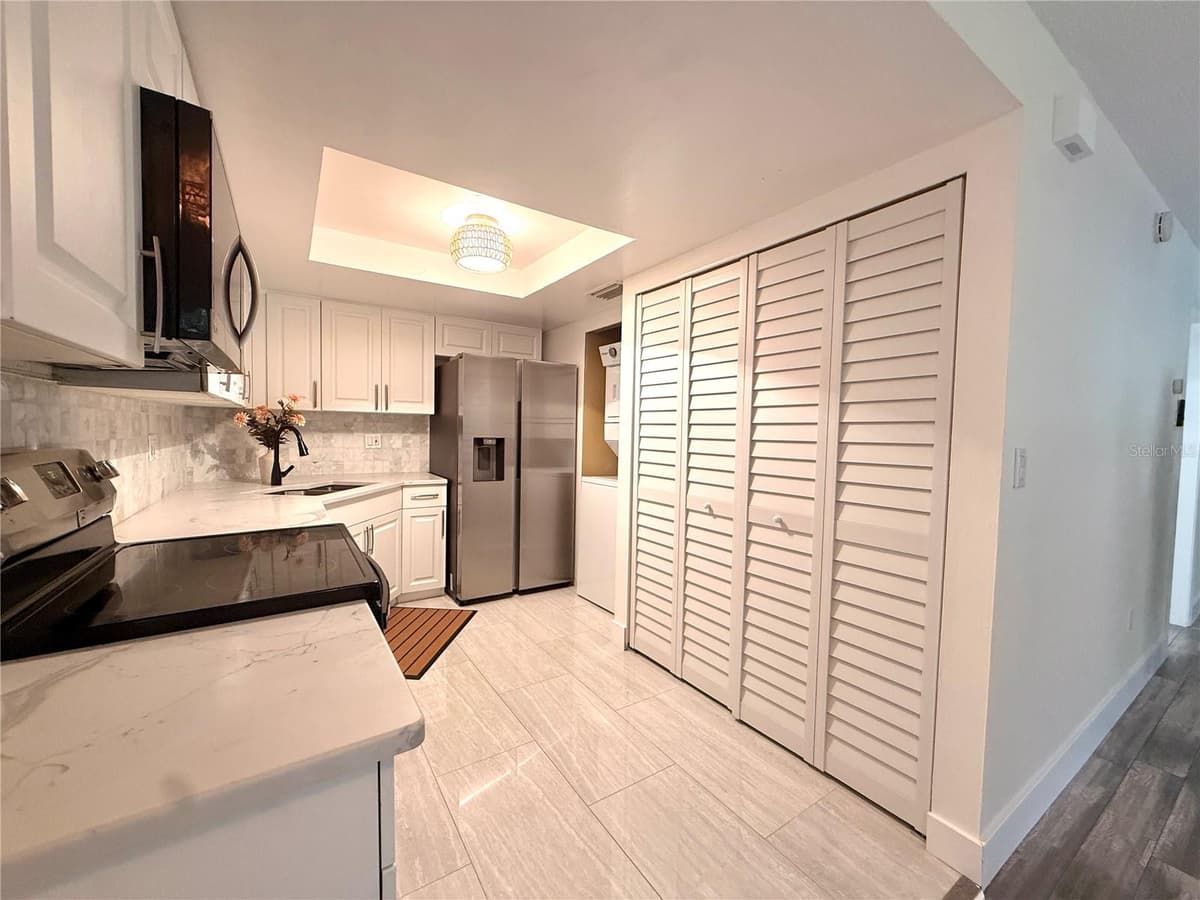 2363 FLANDERS WAY — photo 4 of 32