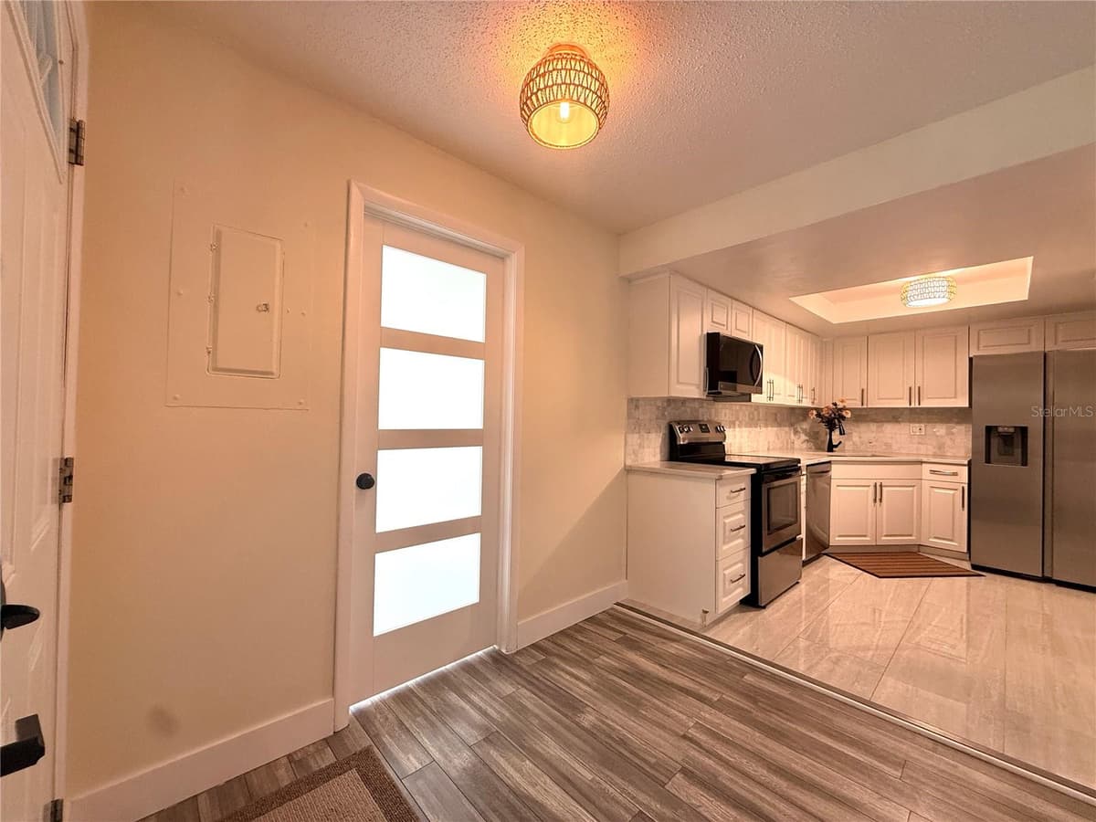 2363 FLANDERS WAY — photo 7 of 32
