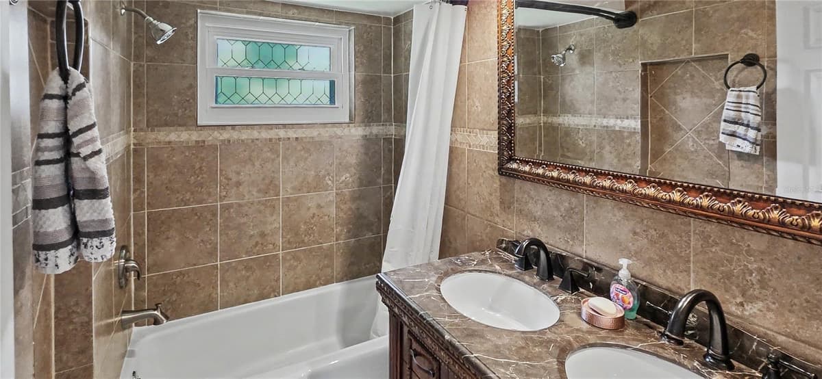 3087 DUANE AVENUE — photo 12 of 30