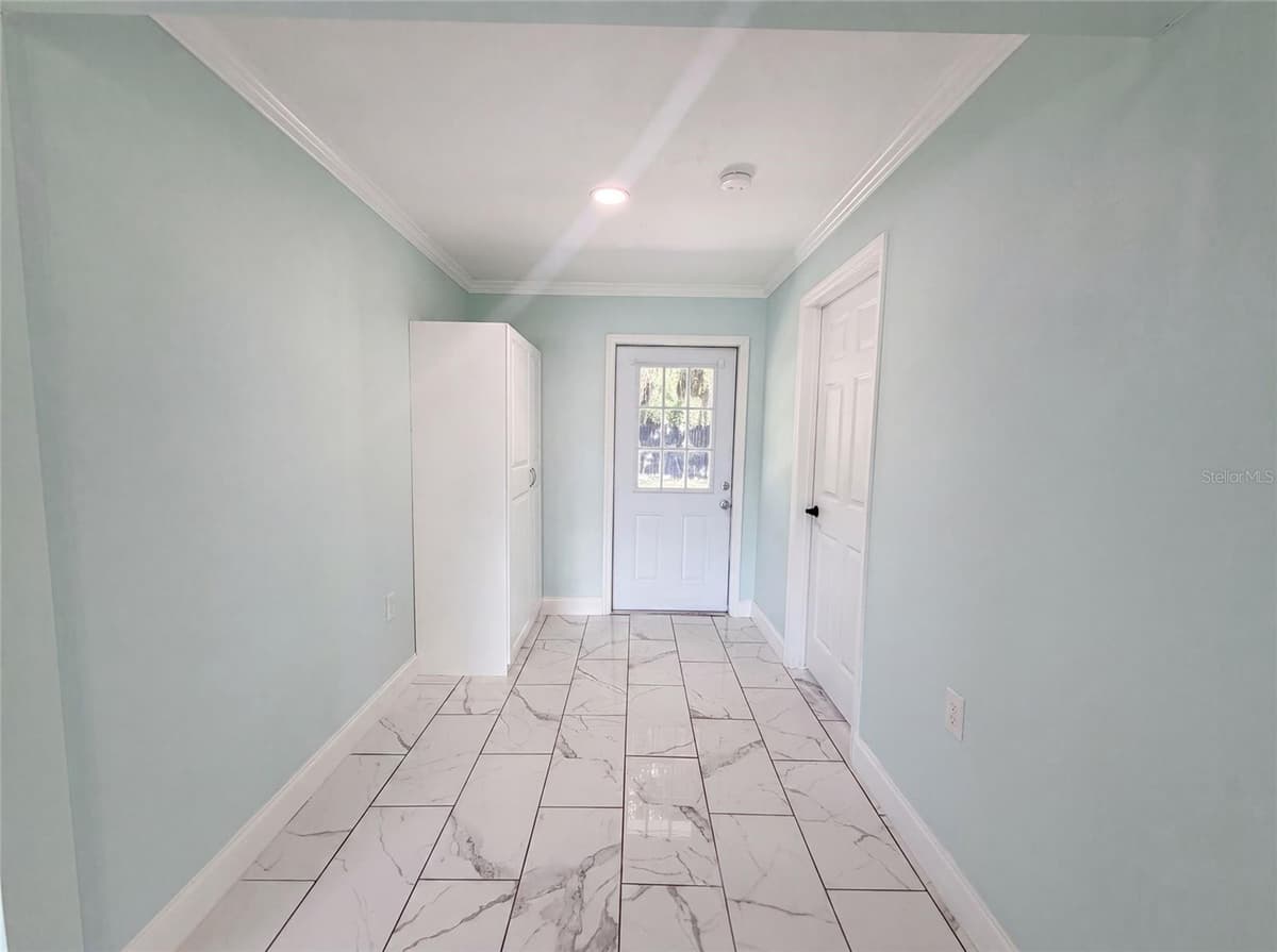 417 CALUMET ROAD — photo 6 of 15