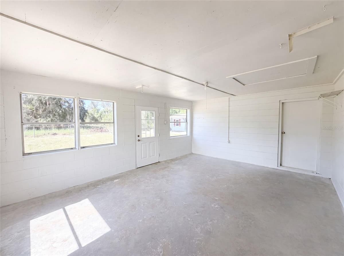 417 CALUMET ROAD — photo 14 of 15