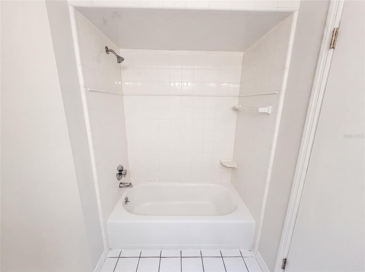 963 SEQUOIA DRIVE — photo 22 of 28