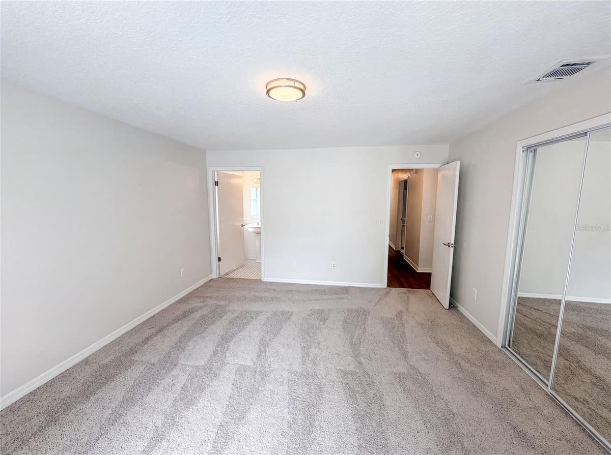 963 SEQUOIA DRIVE — photo 15 of 28