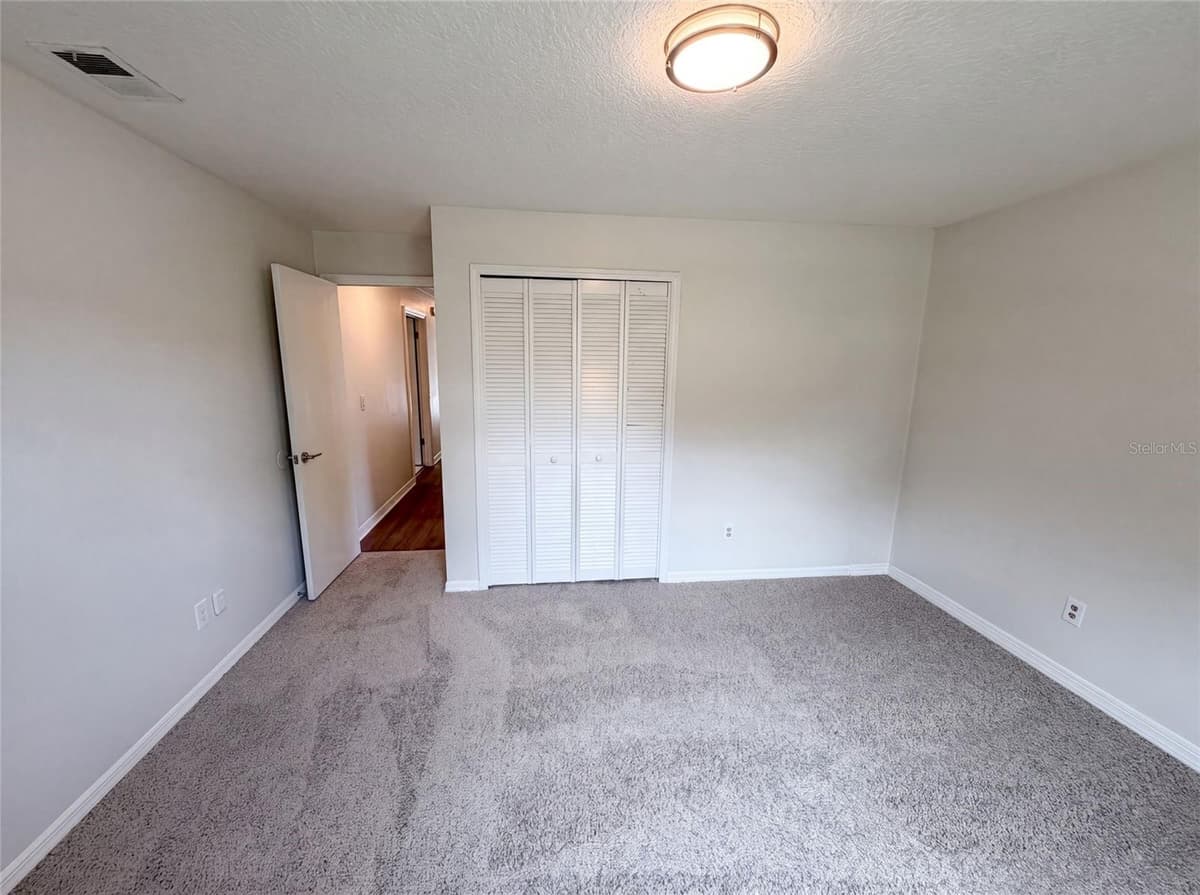 963 SEQUOIA DRIVE — photo 17 of 28