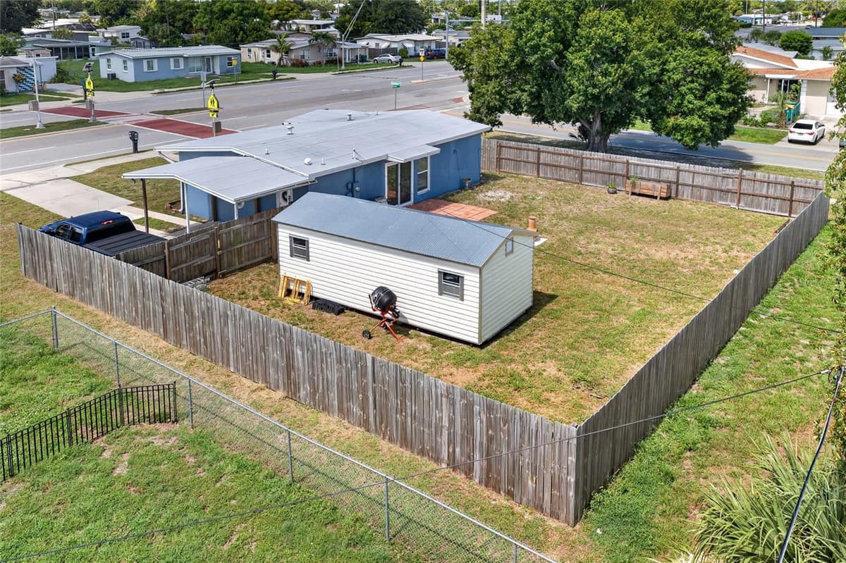 22080 MIDWAY BOULEVARD — photo 19 of 30