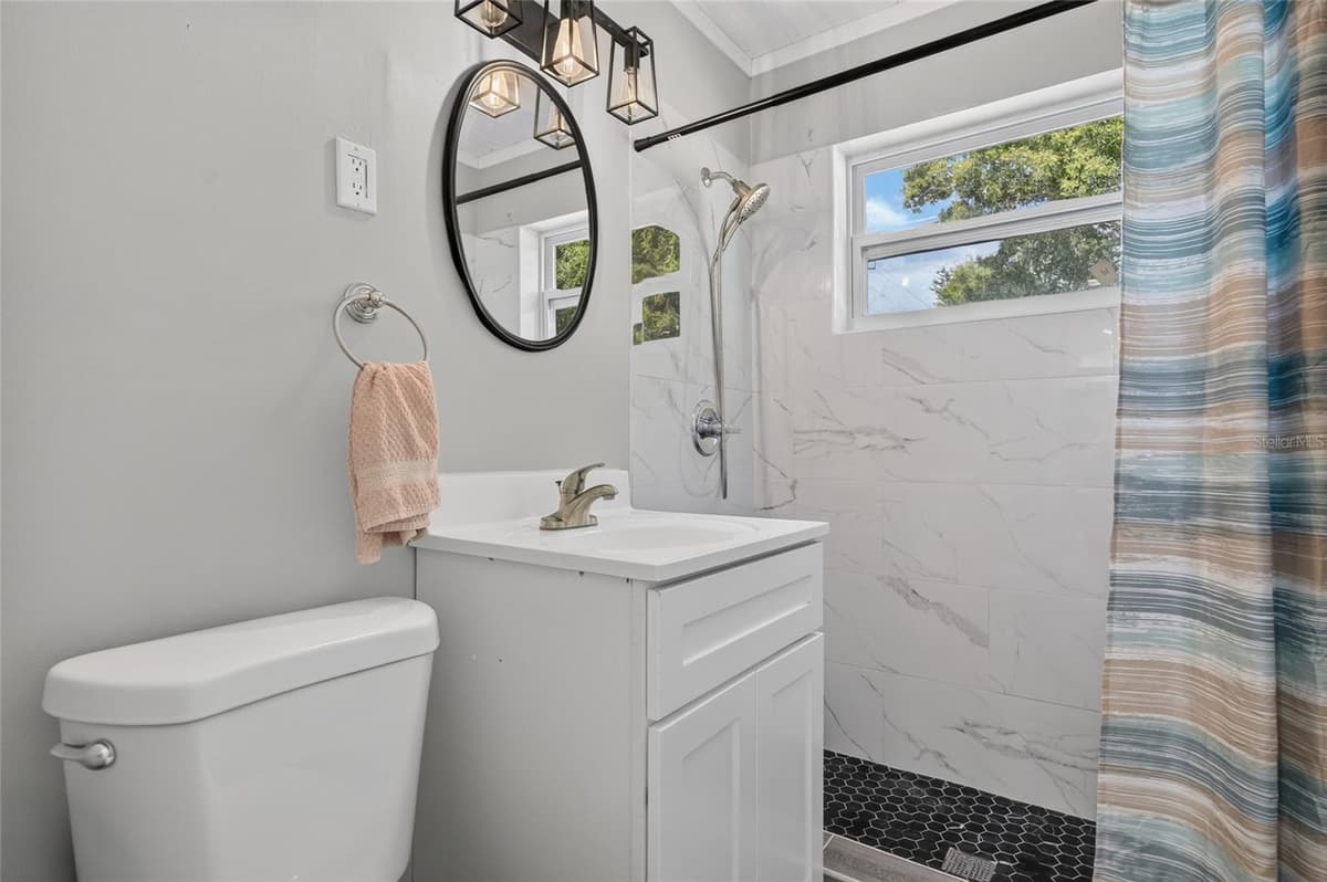 22080 MIDWAY BOULEVARD — photo 15 of 30