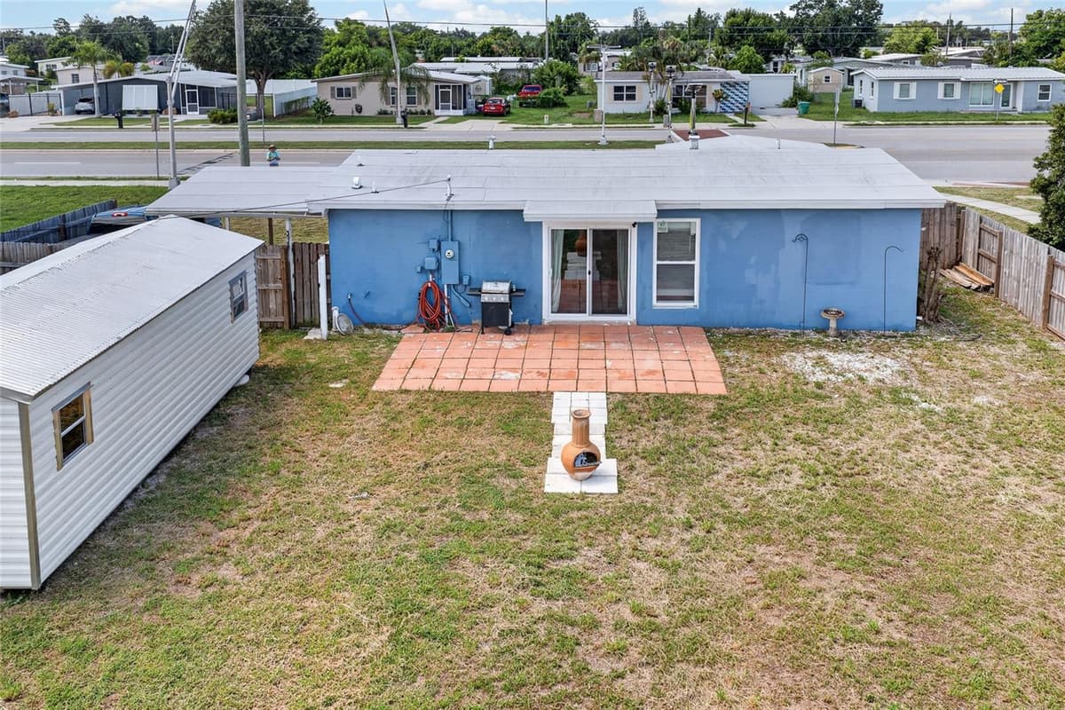 22080 MIDWAY BOULEVARD — photo 21 of 30