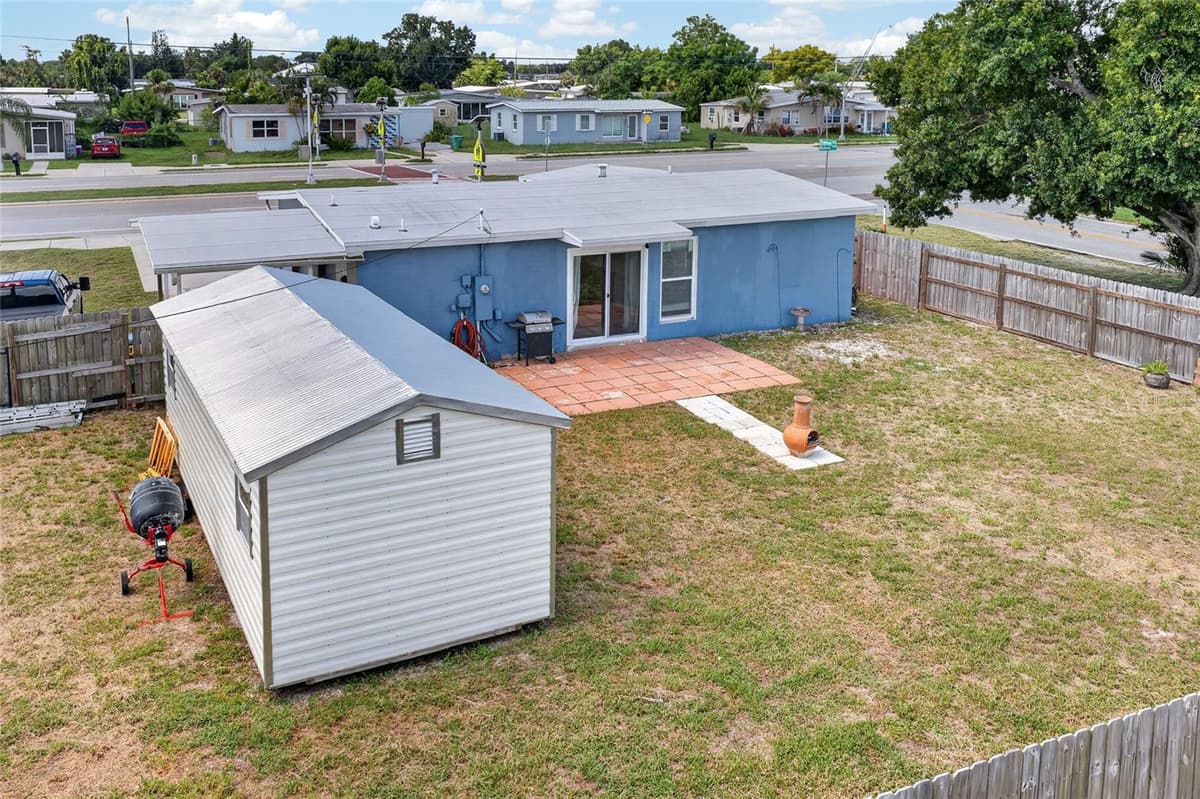 22080 MIDWAY BOULEVARD — photo 22 of 30