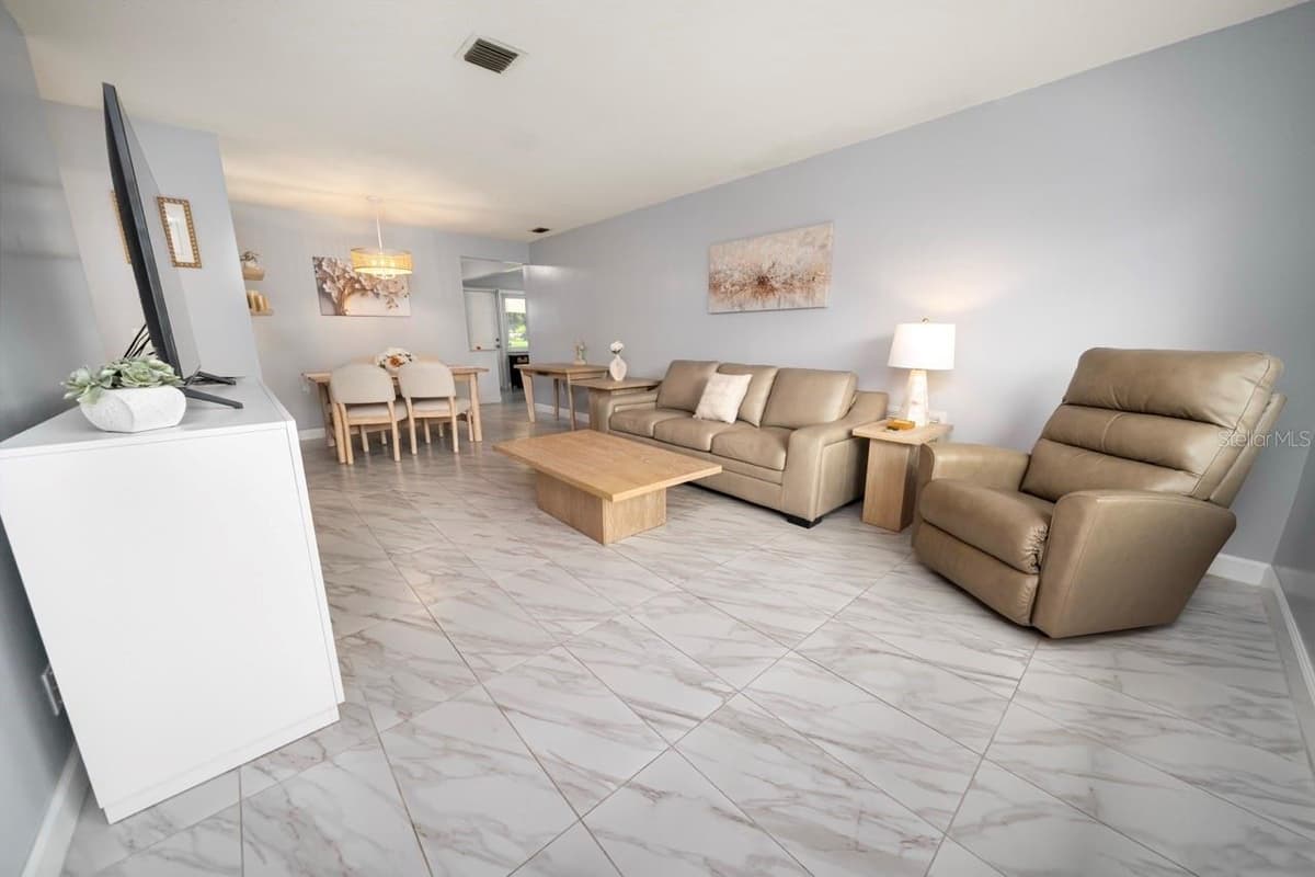 8235 BURGUNDY DRIVE — photo 16 of 45