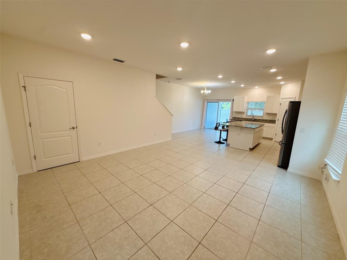 12547 7TH PLACE — photo 3 of 25