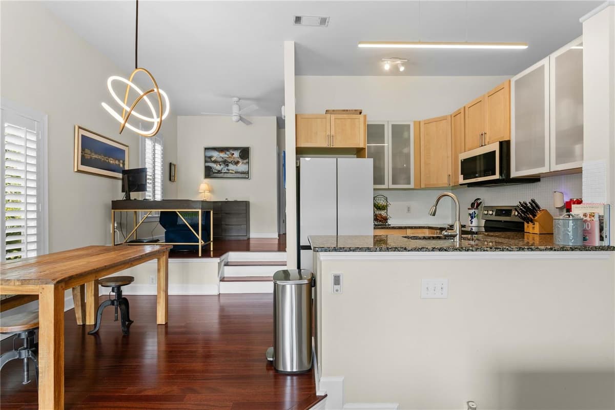 751 CORAL REEF DRIVE — photo 17 of 47