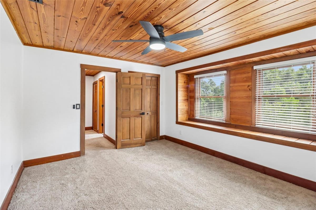 15551 VINOLA COURT — photo 25 of 35