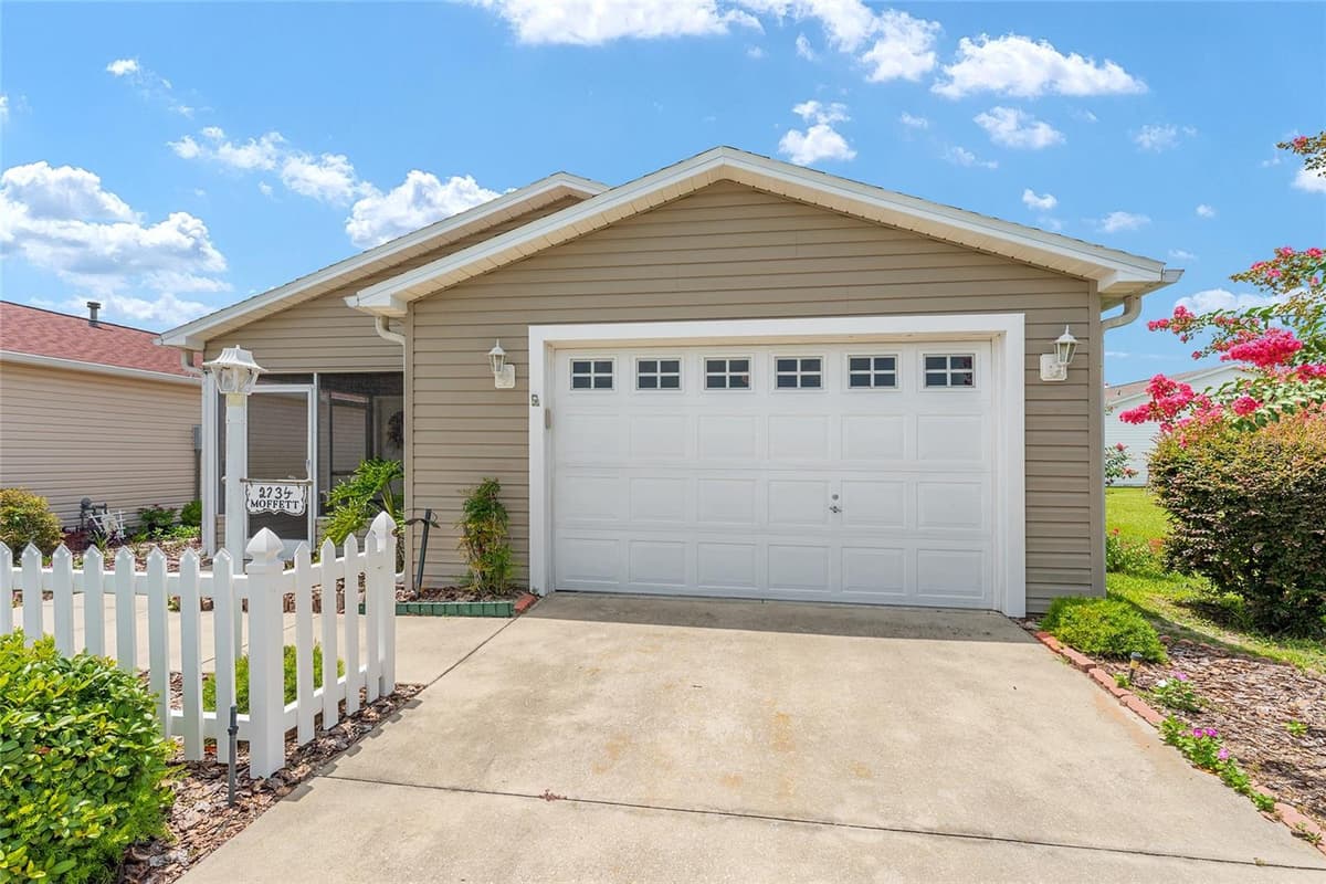 2734 MONCAYO AVENUE — photo 62 of 69