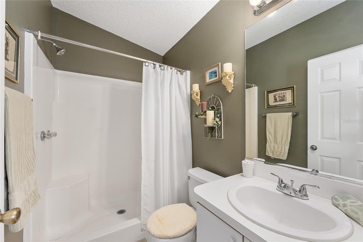 2734 MONCAYO AVENUE — photo 26 of 69
