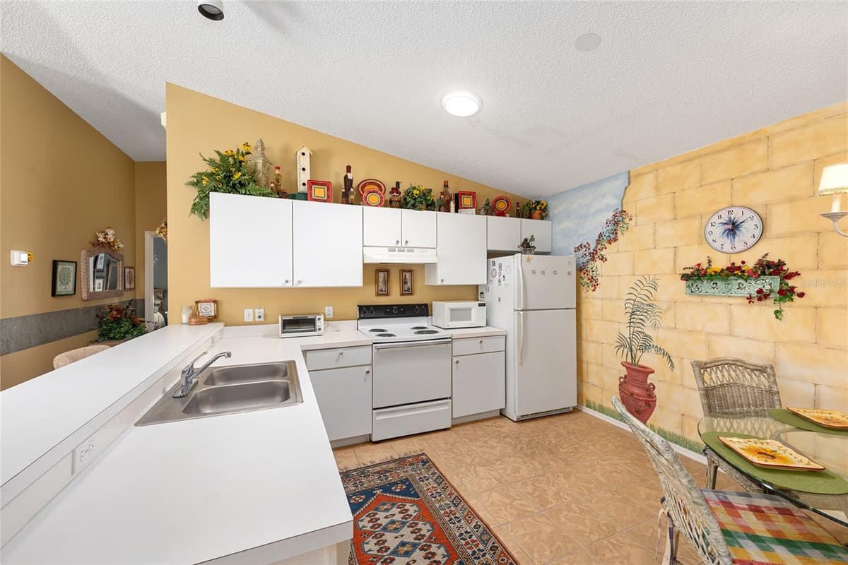 2734 MONCAYO AVENUE — photo 20 of 69