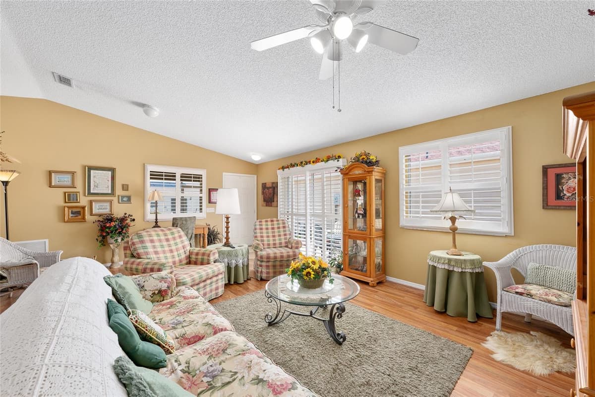 2734 MONCAYO AVENUE — photo 13 of 69