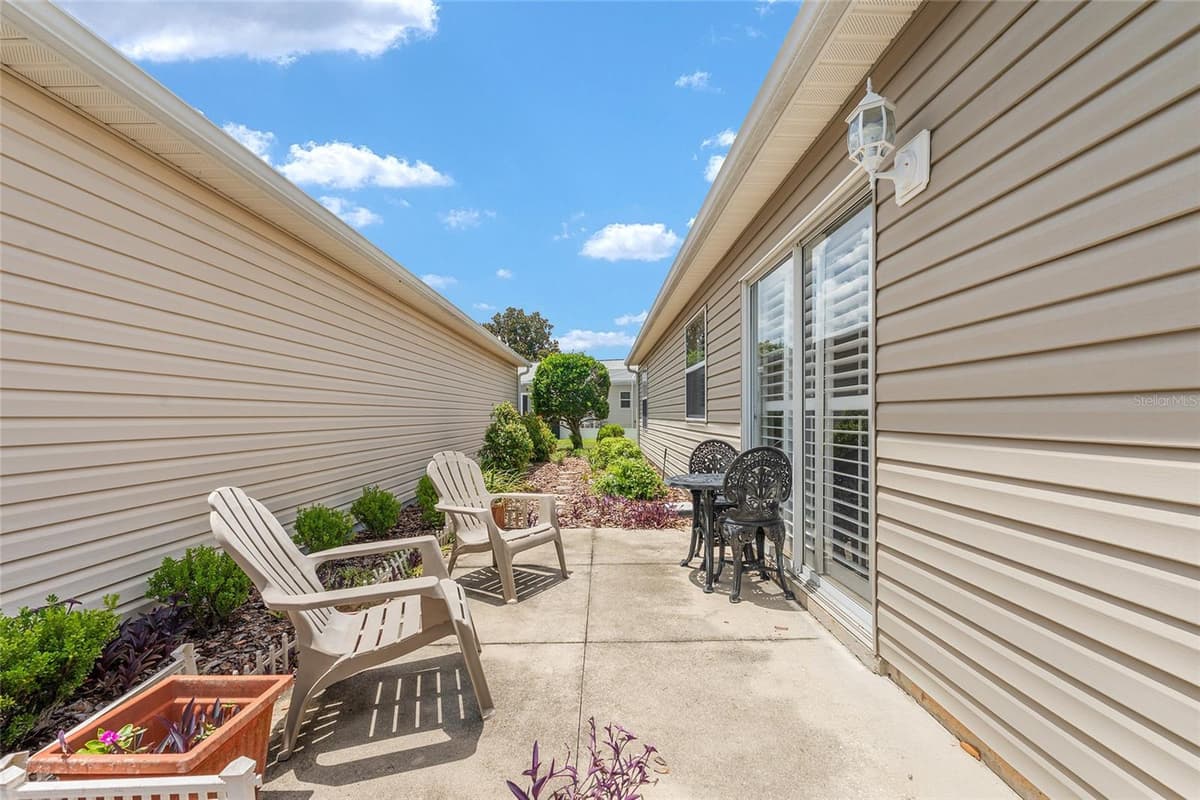 2734 MONCAYO AVENUE — photo 54 of 69