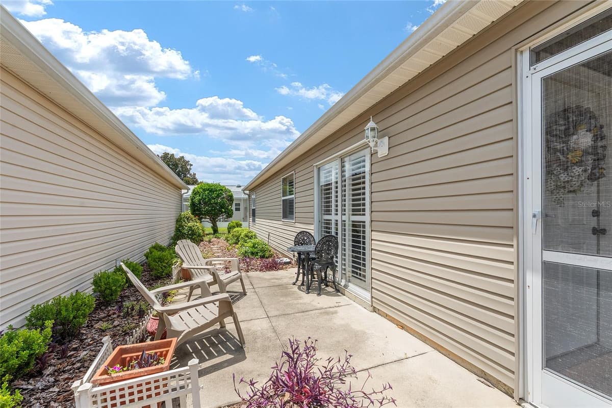 2734 MONCAYO AVENUE — photo 53 of 69